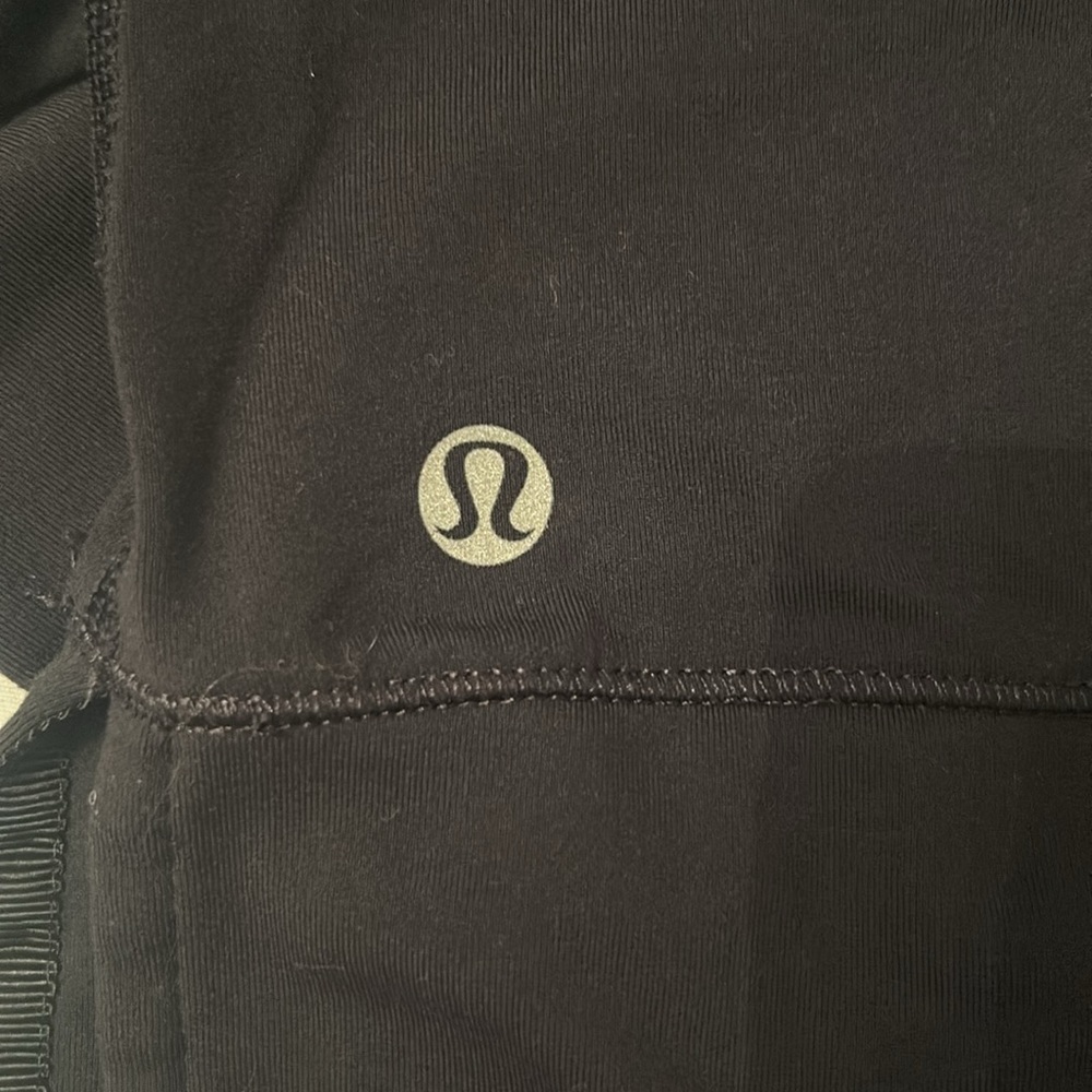 Lululemon Workout Pull Over Top - image 4